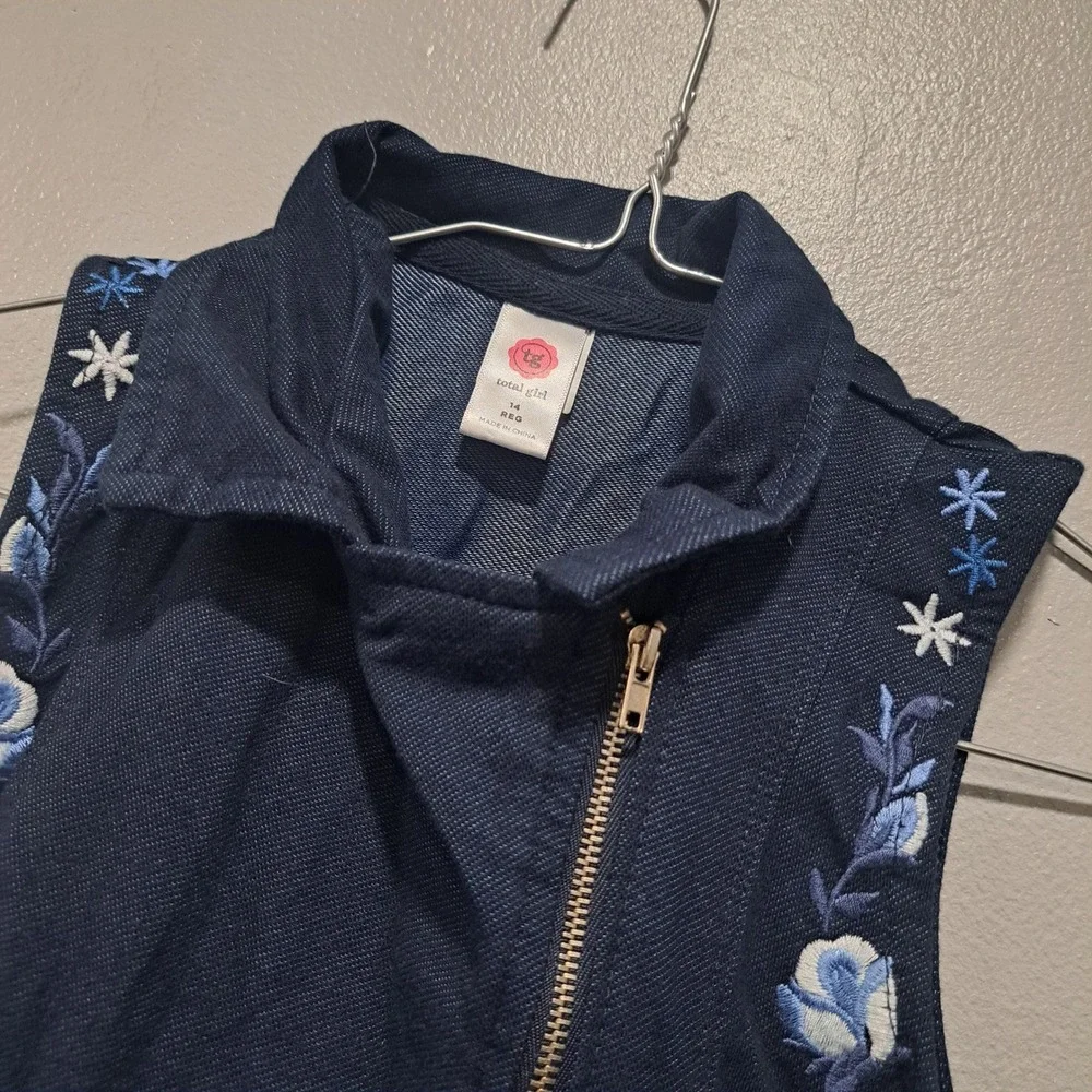 Total Girl Kids Navy Blue‎ Floral Embroidered Moto Vest Asymmetrical Zip Size 14